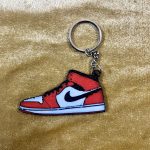 Shoe keychain (1 pc)